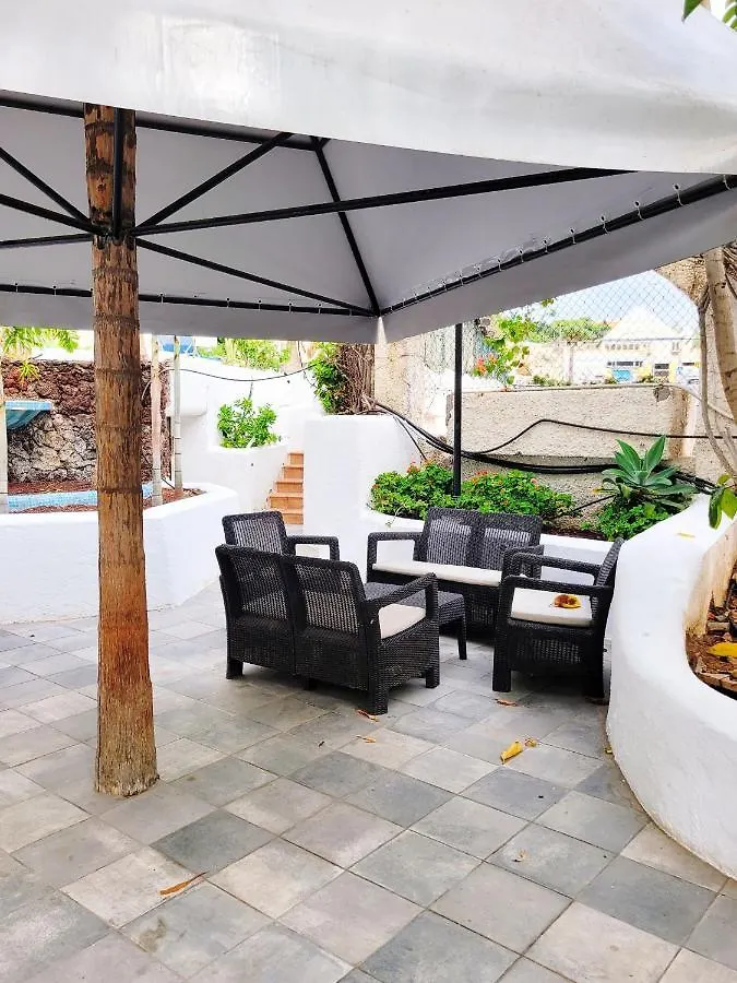 Modern Pool Front Apartment In Las Americas Playa de las Americas  0*, Playa de las Americas (Tenerife) Spagna